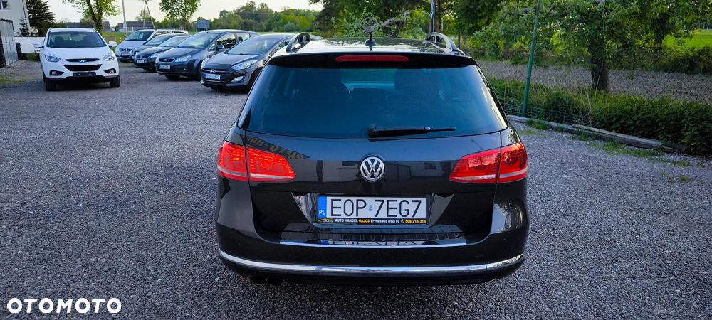 Volkswagen Passat 2.0 TDI DPF DSG Highline - 23