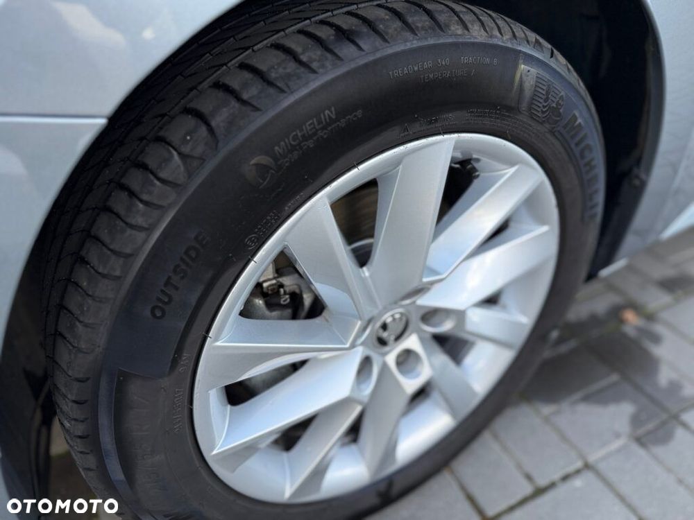 Skoda Superb 1.5 TSI Ambition DSG - 11