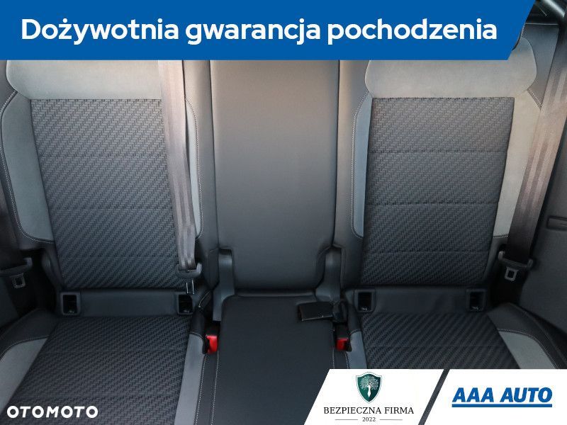 Volkswagen T-Cross - 11