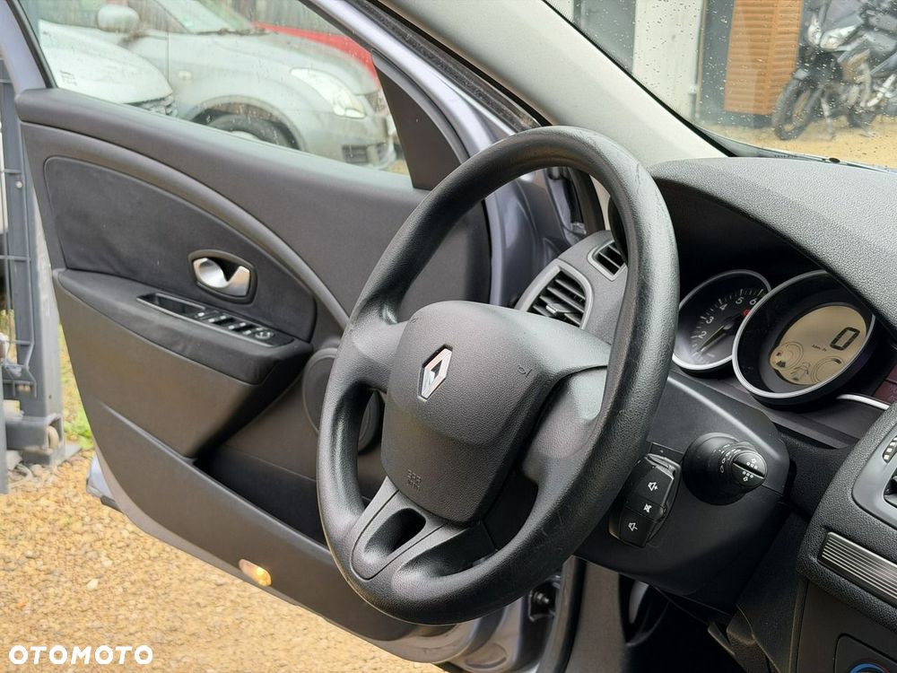 Renault Megane - 14