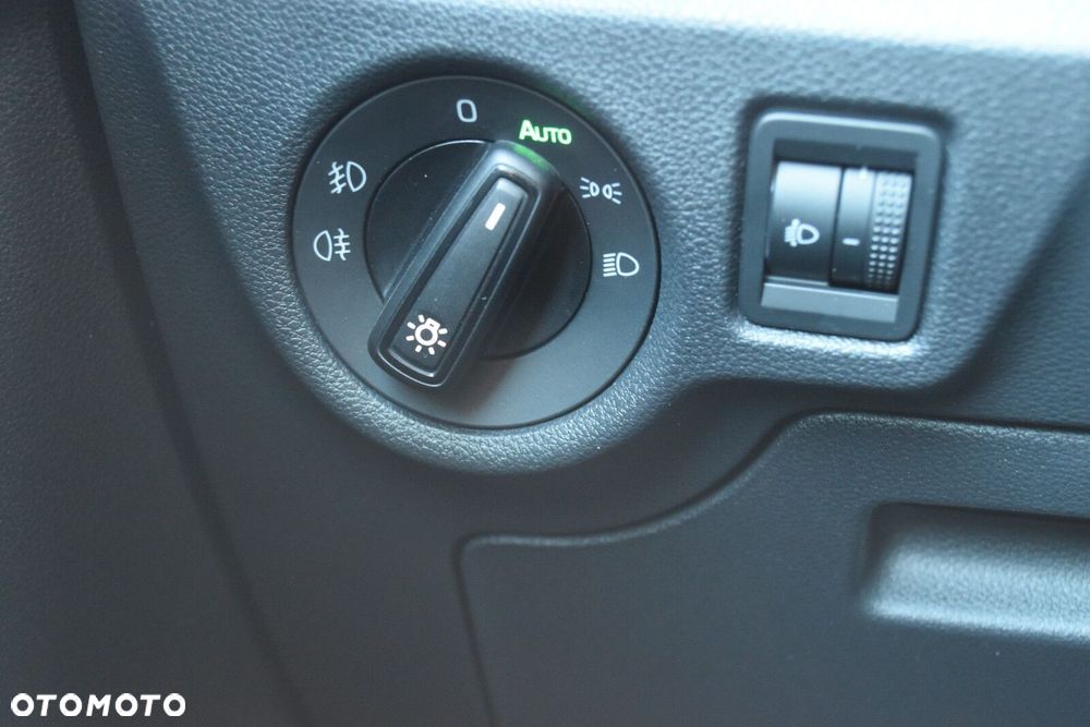 Skoda Kamiq 1.0 TSI Selection - 25