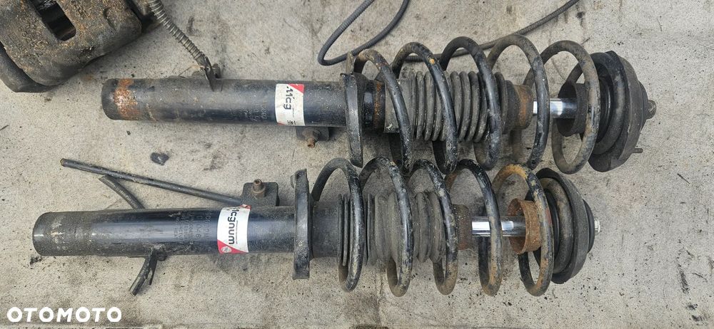Zwrotnica piasta amortyzator sprężyna lewy prawy przód zacisk Citroen C3 I 1,6 benzyna 2002r - 7