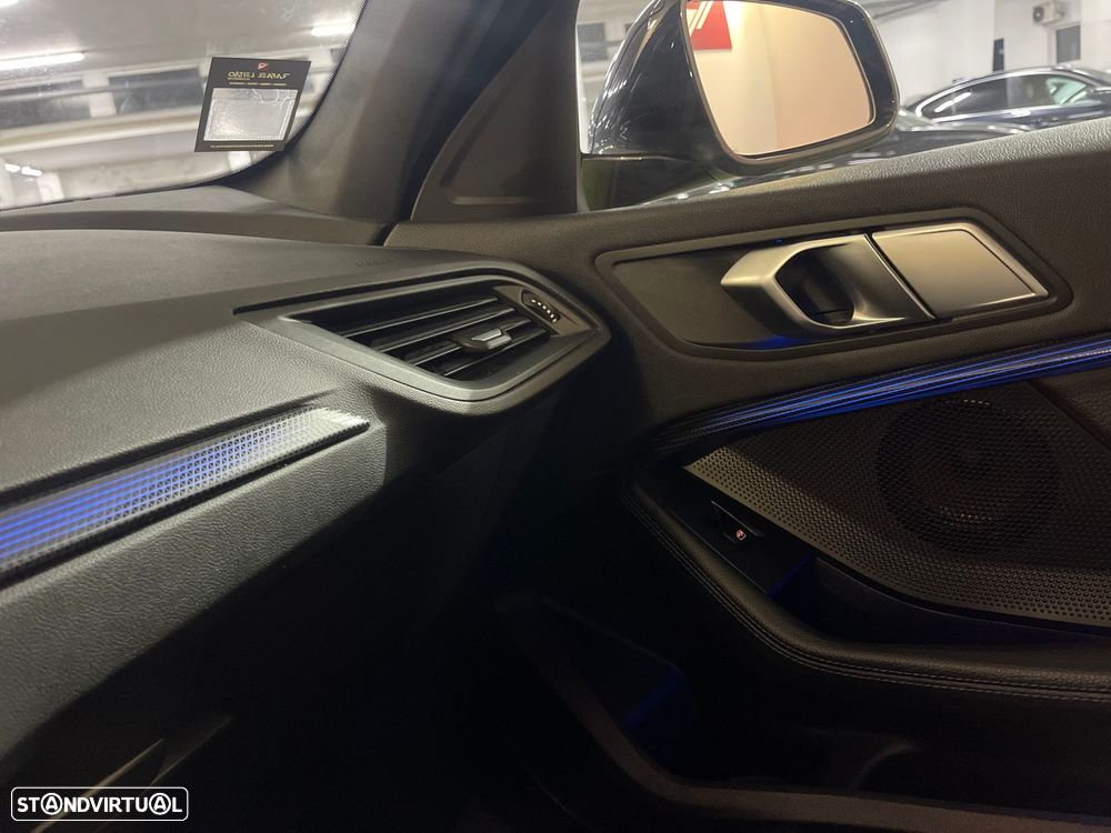 BMW 116 d Pack Desportivo M - 32