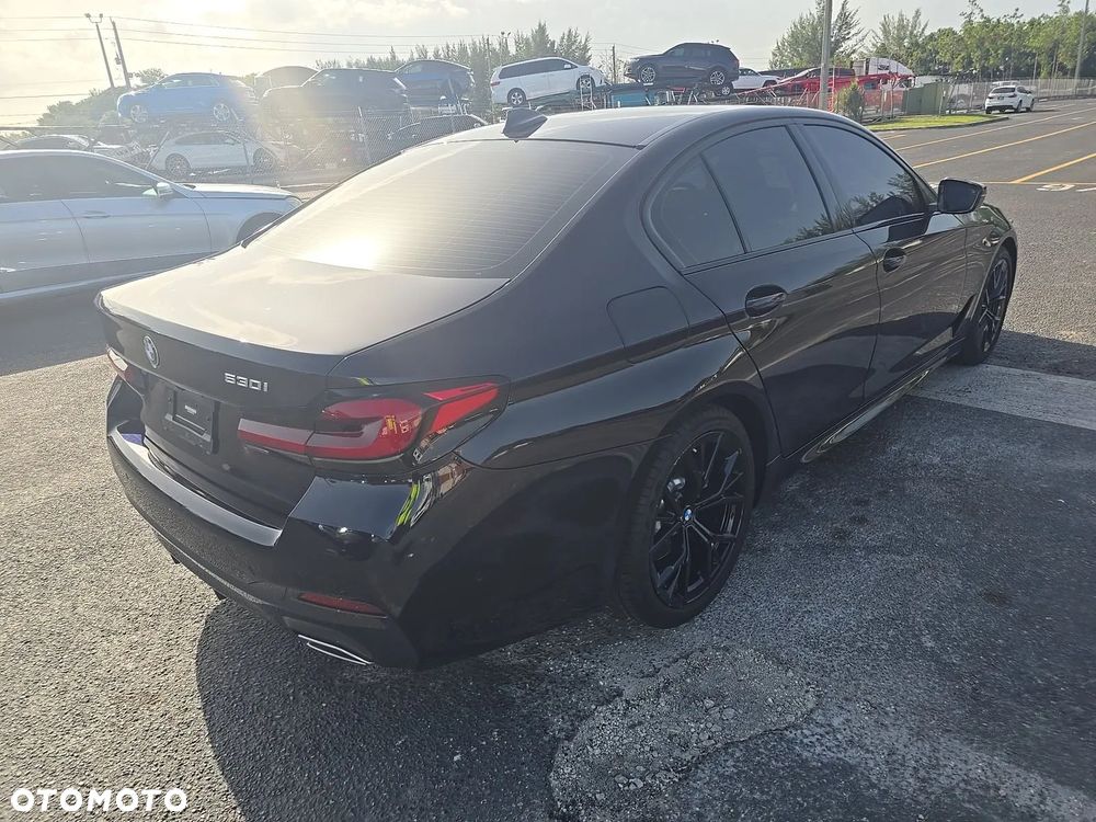 BMW Seria 5 530i M Sport Edition - 4