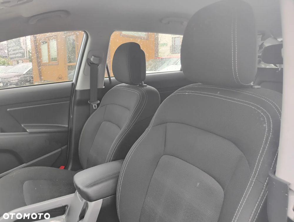Kia Sportage - 8