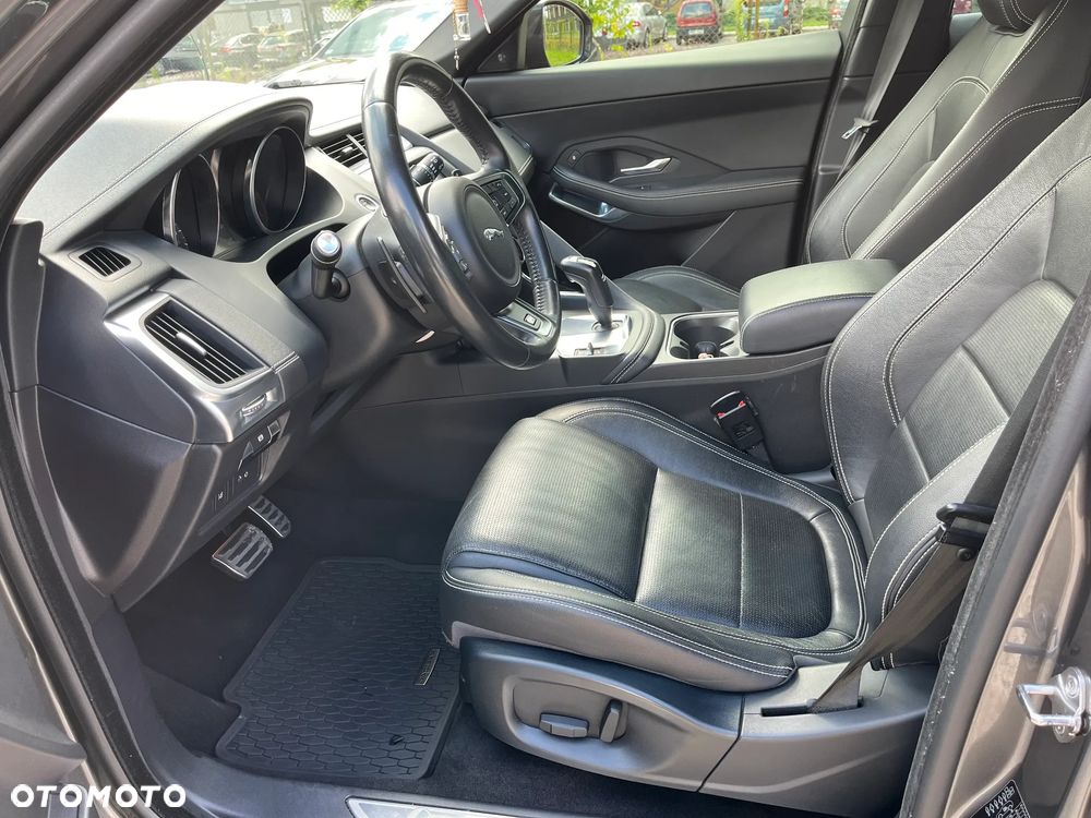 Jaguar E-Pace 2.0 i4D AWD R-Dynamic - 7
