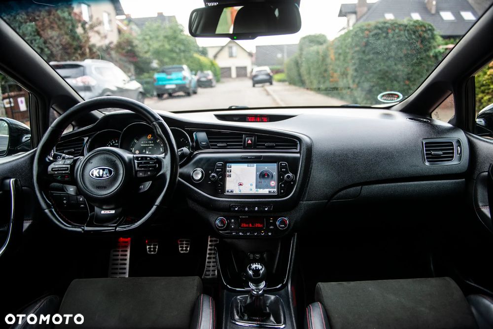 Kia Ceed 1.6 T-GDI GT-Challenge - 33