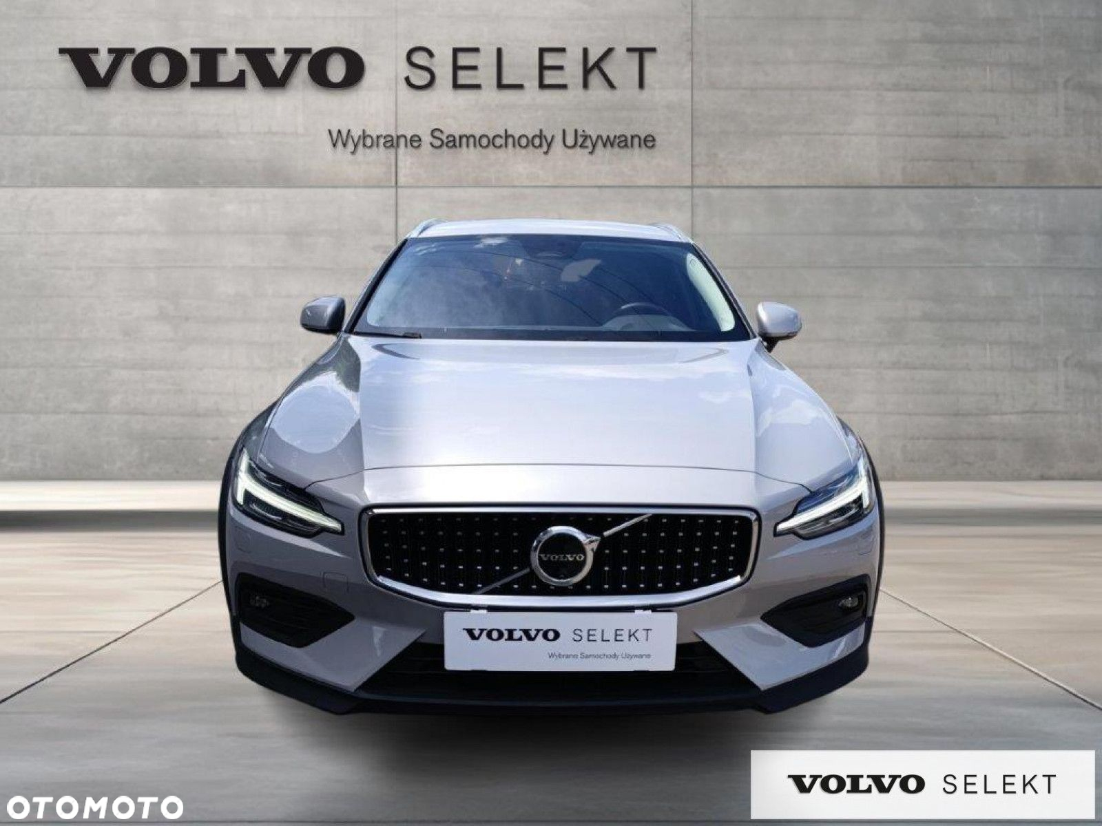 Volvo V60 Cross Country - 4