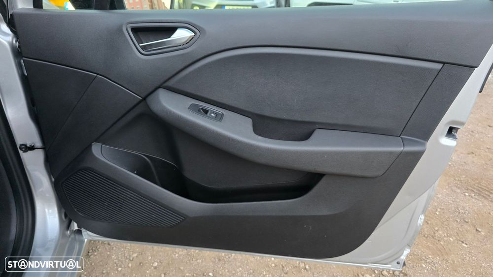 Renault Clio 1.6 E-Tech Full Hybrid Techno - 46