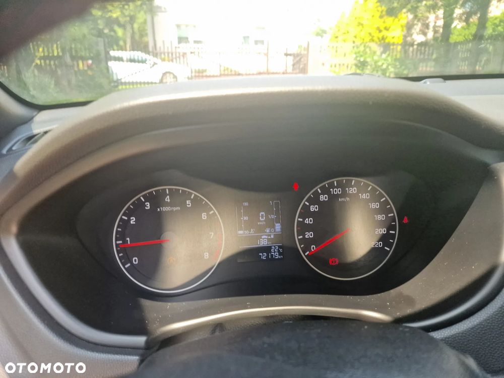 Hyundai i20 1.2 Comfort - 11
