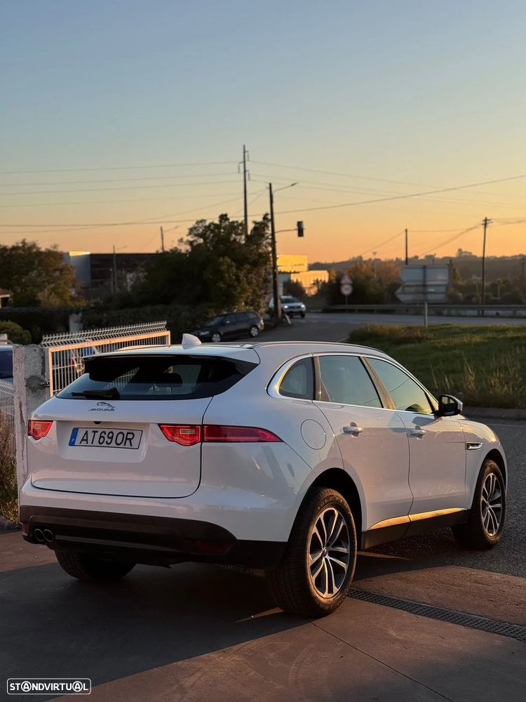 Jaguar F-Pace 20d Aut. Portfolio - 12