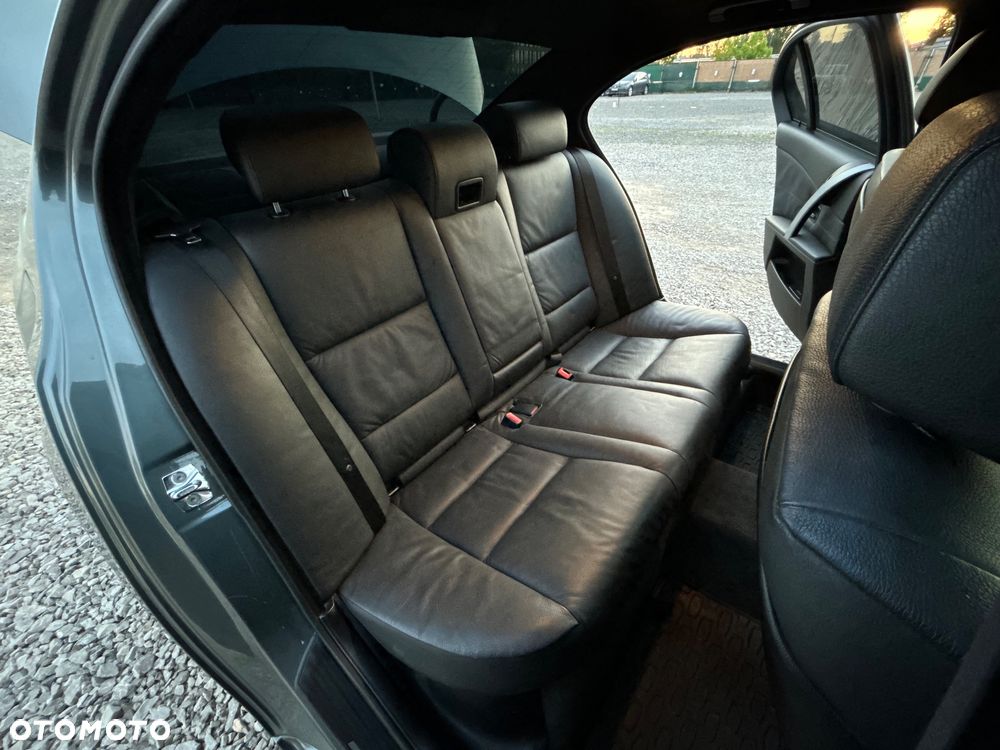 BMW Seria 5 - 29