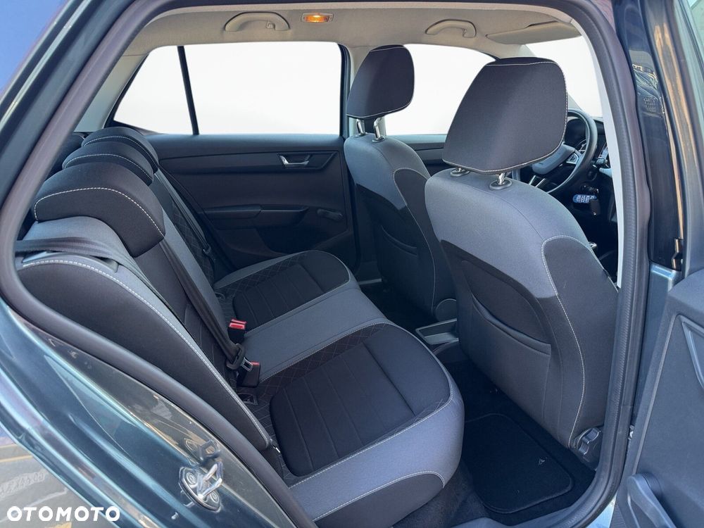 Skoda Fabia 1.0 TSI Ambition - 32