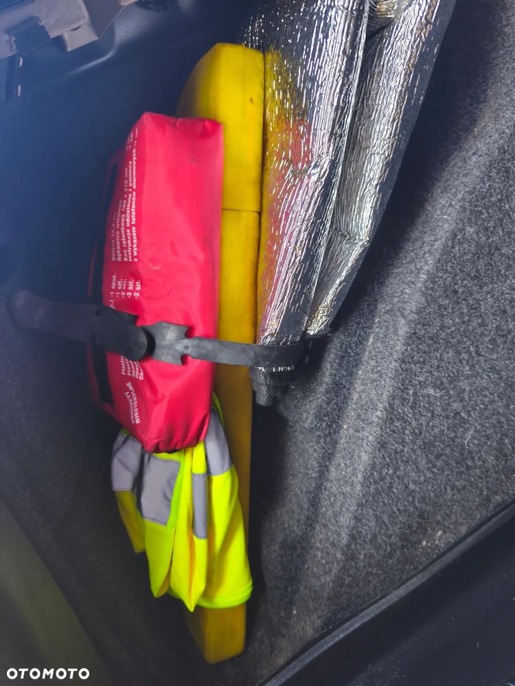 Volkswagen Golf - 23