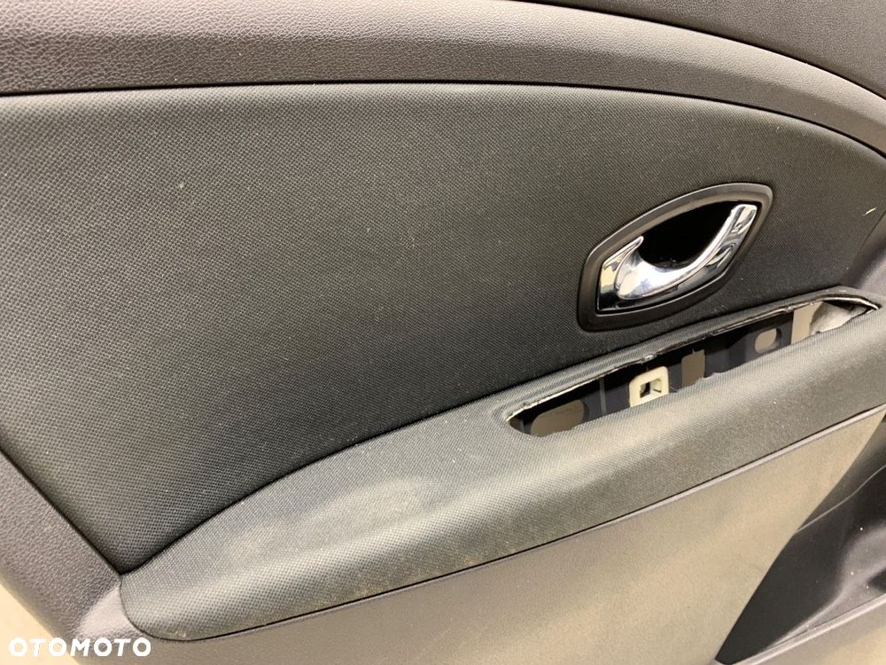 BOCZEK DRZWI LEWY PRZÓD  RENAULT MEGANE III liftback (BZ0/1_, B3_) 2008 - 2022 1.5 dCi (BZ0C) 66 kW - 4