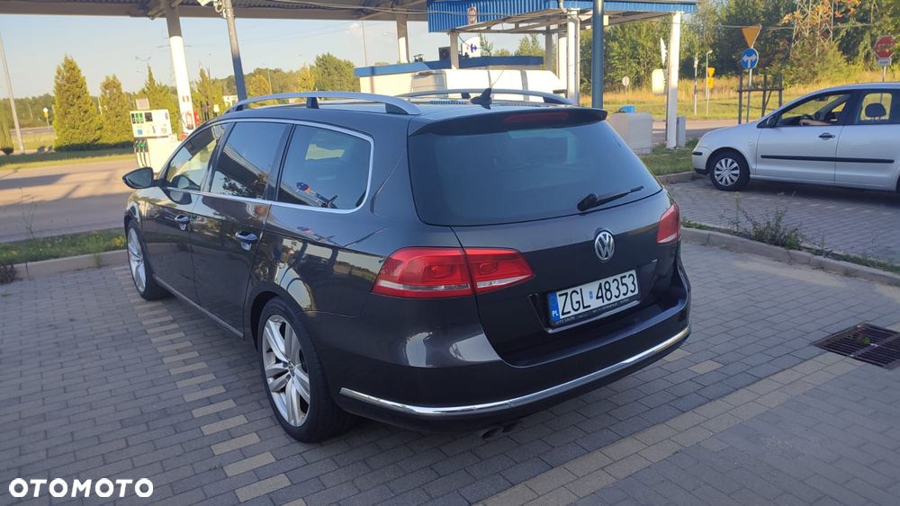 Volkswagen Passat 2.0 TDI Highline - 4