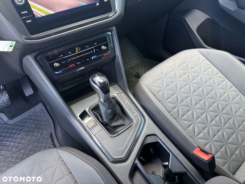 Volkswagen Tiguan - 15