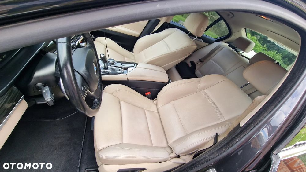 BMW Seria 5 520d Luxury Line - 15