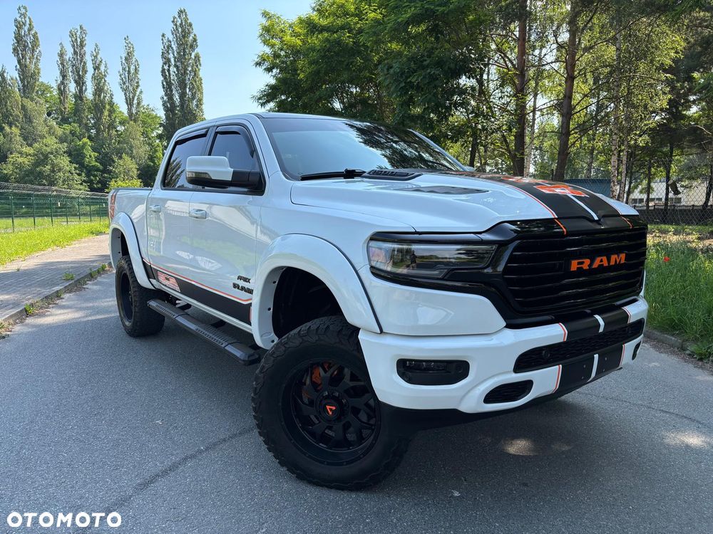 Dodge RAM - 1