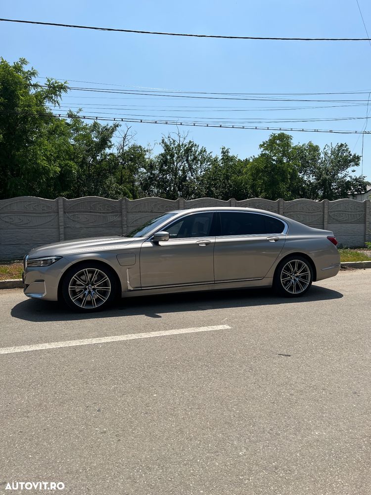 BMW Seria 7 745Le xDrive AT PHEV - 3