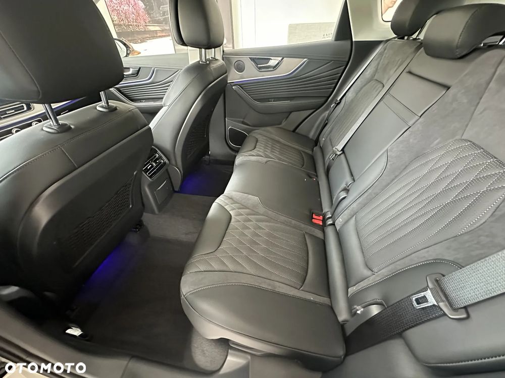 Hongqi HS5 - 15