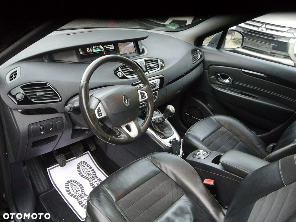 Renault Grand Scenic 2.0 dCi Privilege - 26