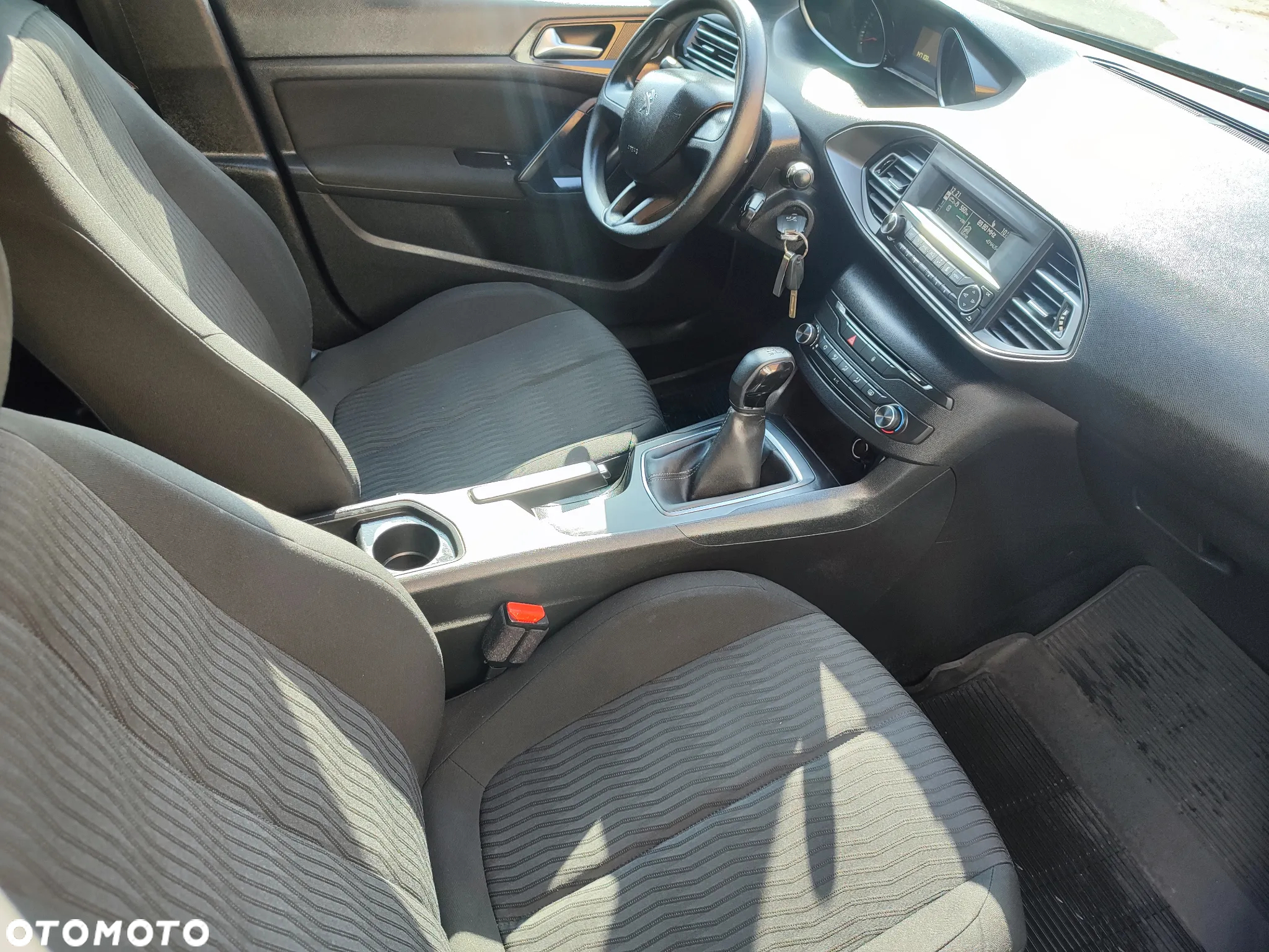 Peugeot 308 1.2 PureTech Access EU6 - 9