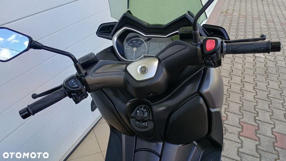 Yamaha X-max - 5