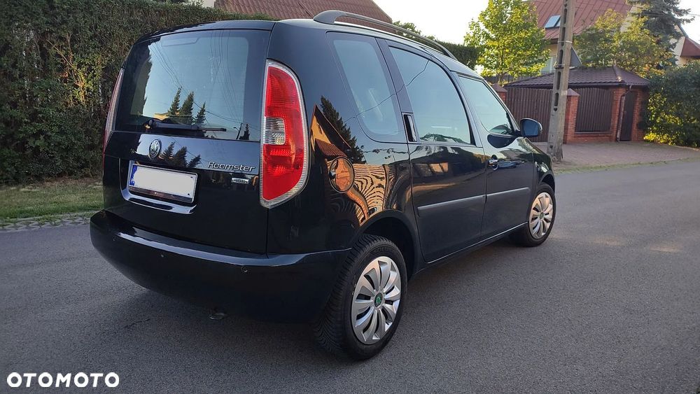 Skoda Roomster 1.4 16V Style PLUS EDITION - 23