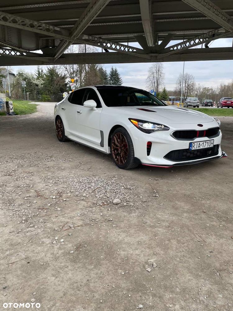 Kia Stinger 2.0 T-GDI GT Line - 15
