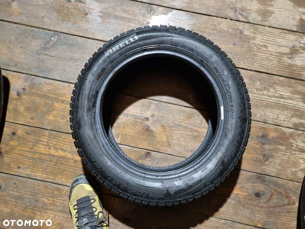 Opony Pirelli Winter 190 Snowcontrol Serie 3 185/60 R15 88T 2021r 5/4,5mm - 10