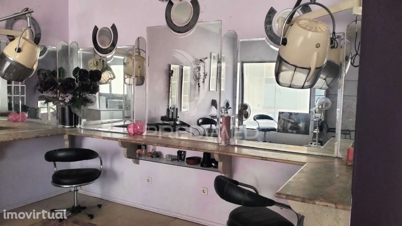 Loja para salão , estética, comercio. Ou até mesmo para habitação. - Grande imagem: 4/8