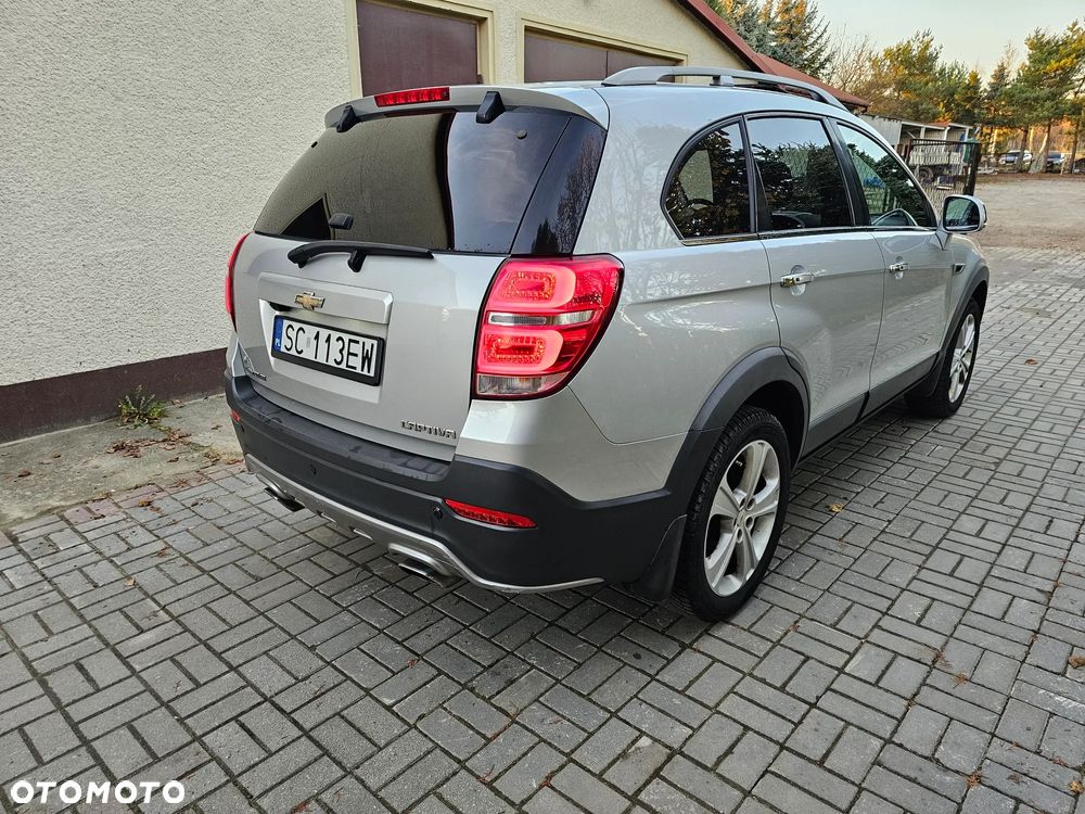 Chevrolet Captiva 2.2 d LTZ - 4