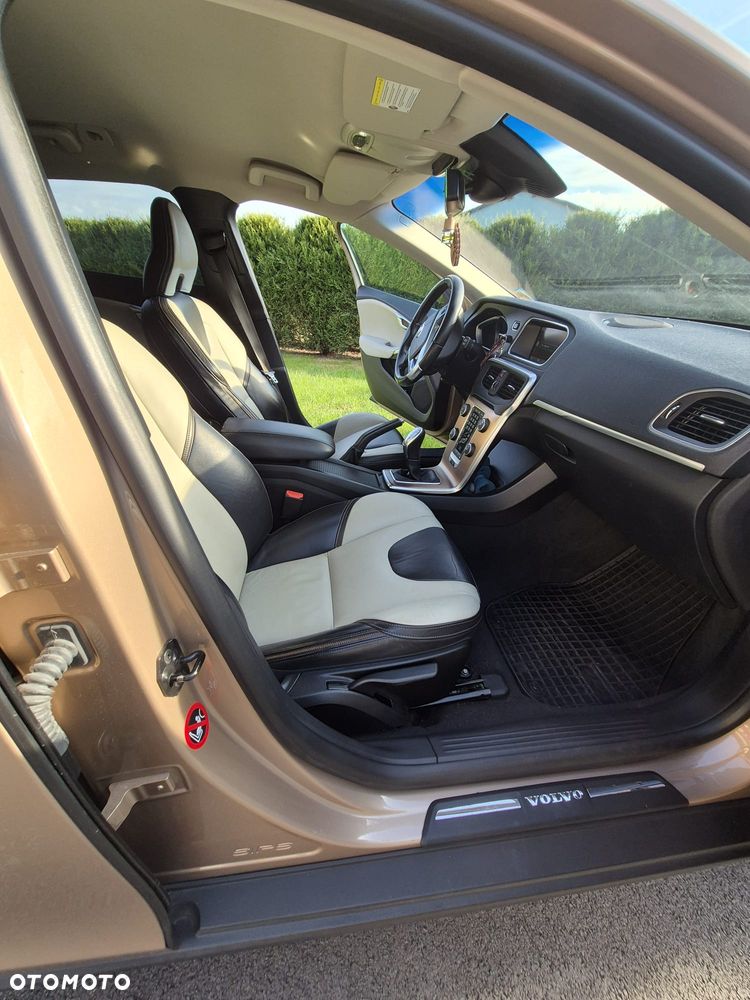 Volvo V40 - 13