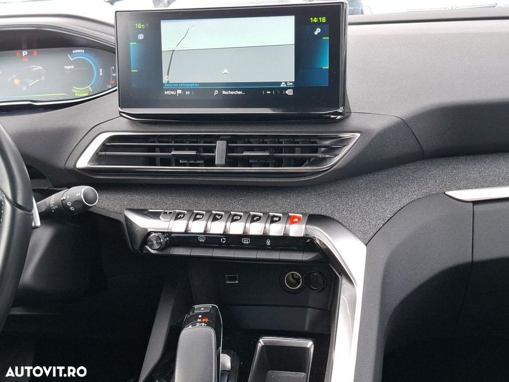 Peugeot 3008 225 e-EAT8 Allure - 11