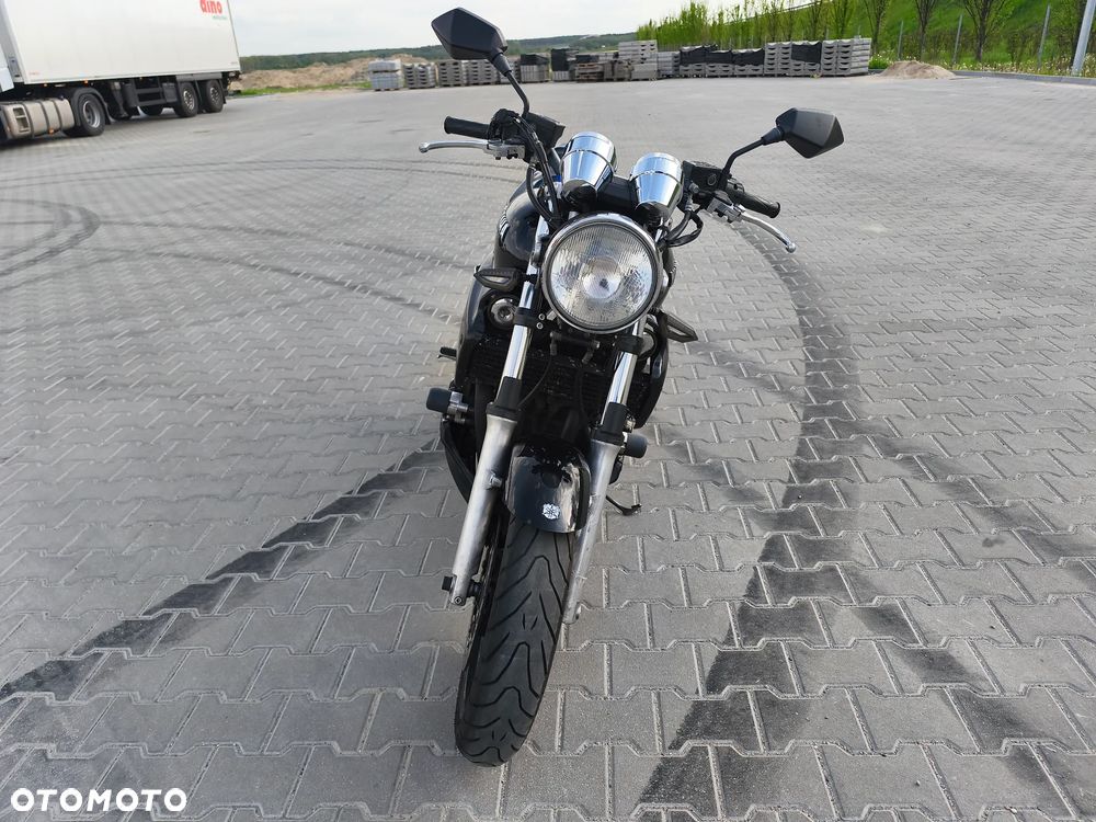 Yamaha XJR - 7