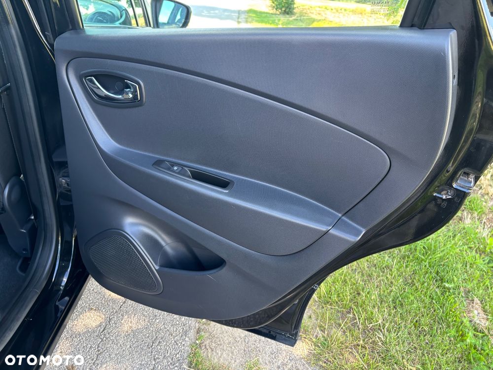 Renault Captur - 24