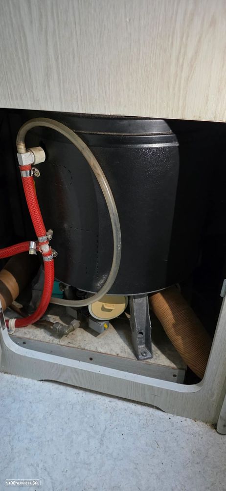 Mitsubishi L300 L200 - 26