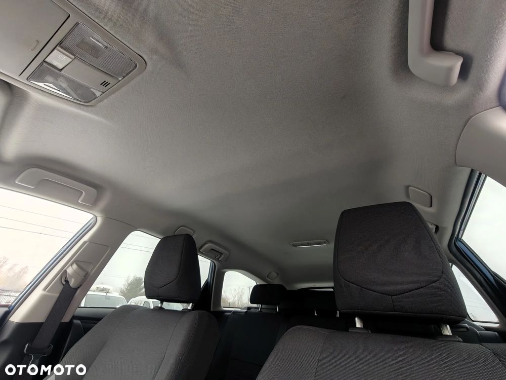 Toyota Auris 1.6 Premium Comfort - 29