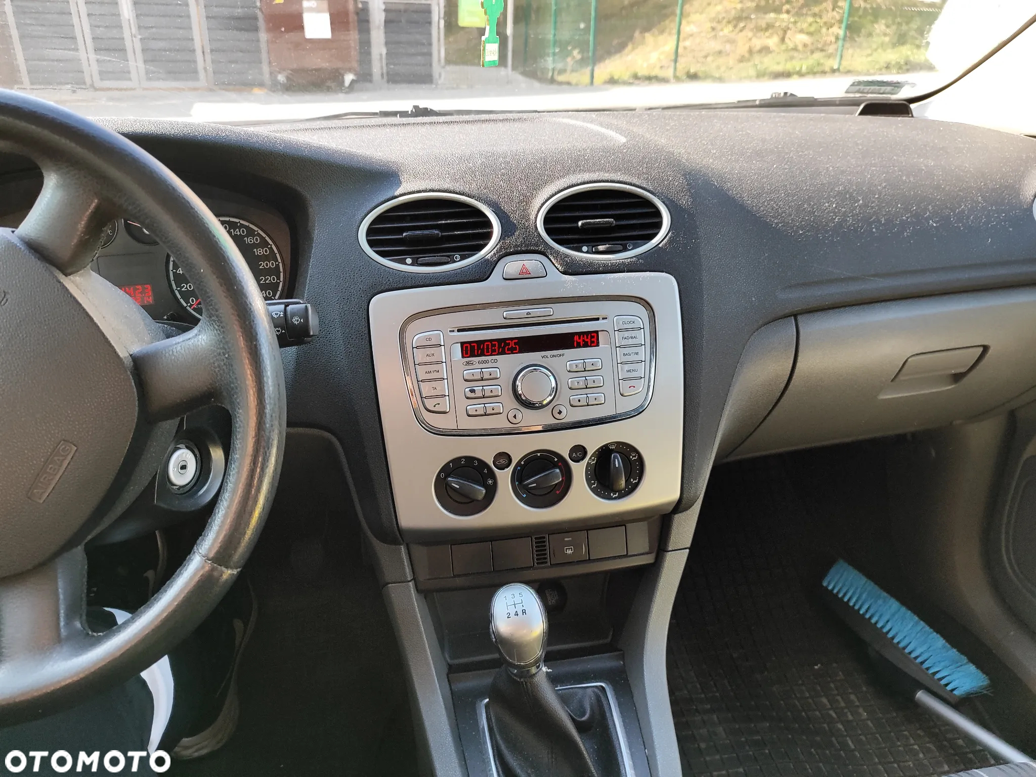 Ford Focus - 10