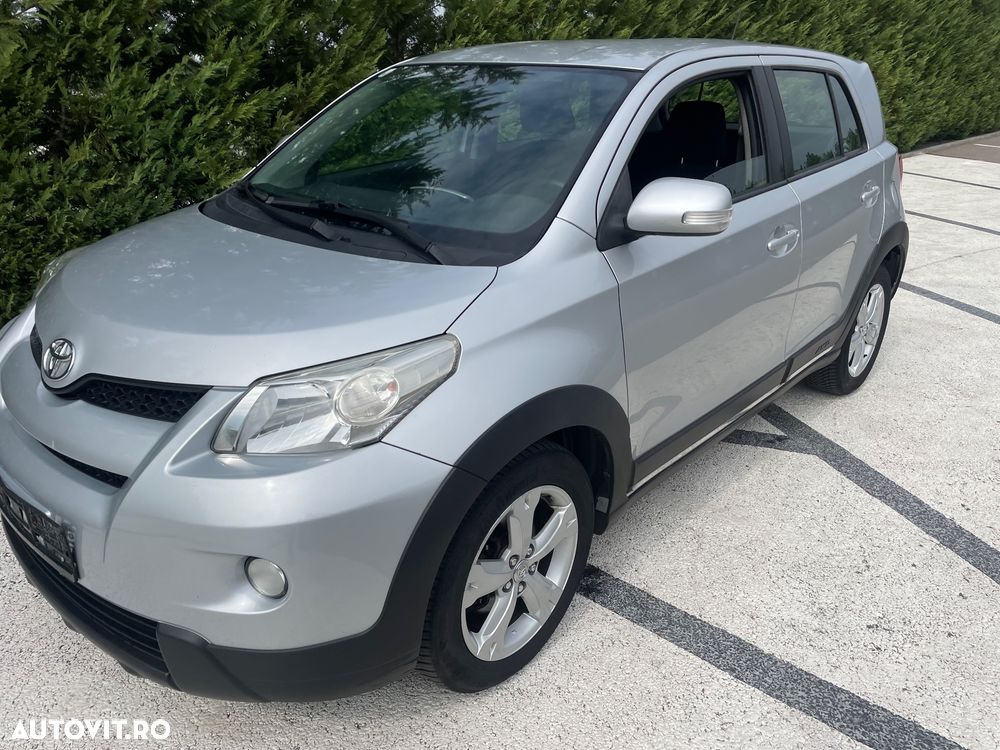 Toyota Urban Cruiser 1.4 D-4D 4x4 - 8