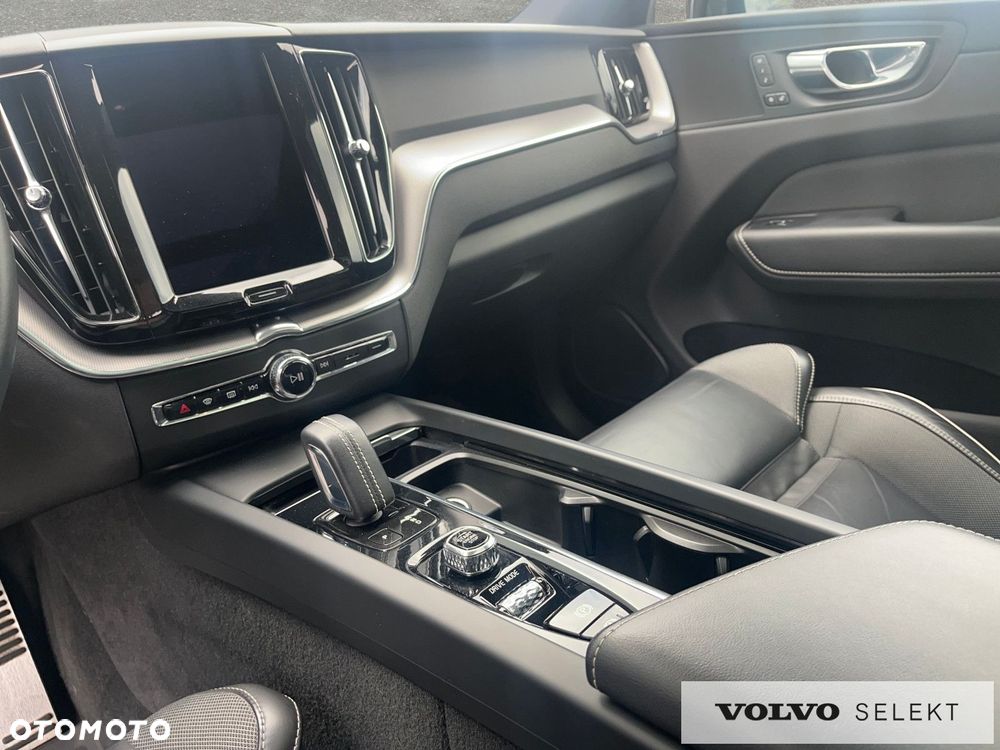 Volvo XC 60 - 16