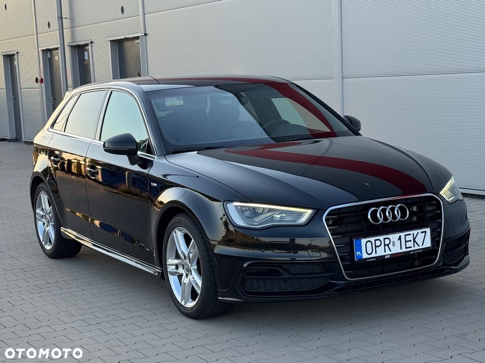 Audi A3 Sportback 2.0 TDI (clean diesel) S tronic S line Sportpaket - 33