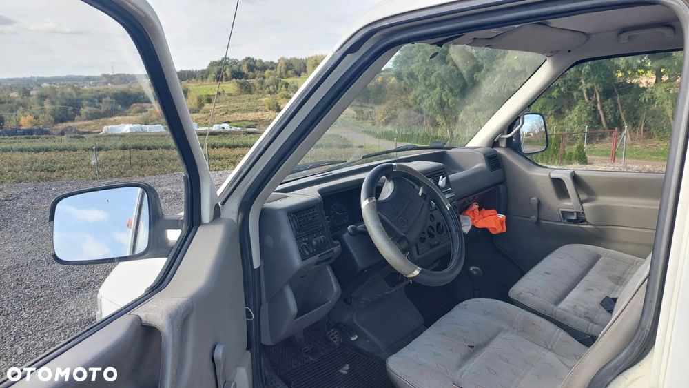 Volkswagen Transporter Mixt - 2