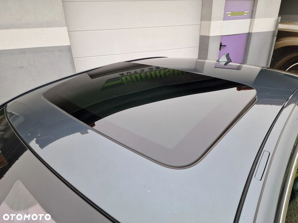 BMW Seria 7 740d xDrive - 14