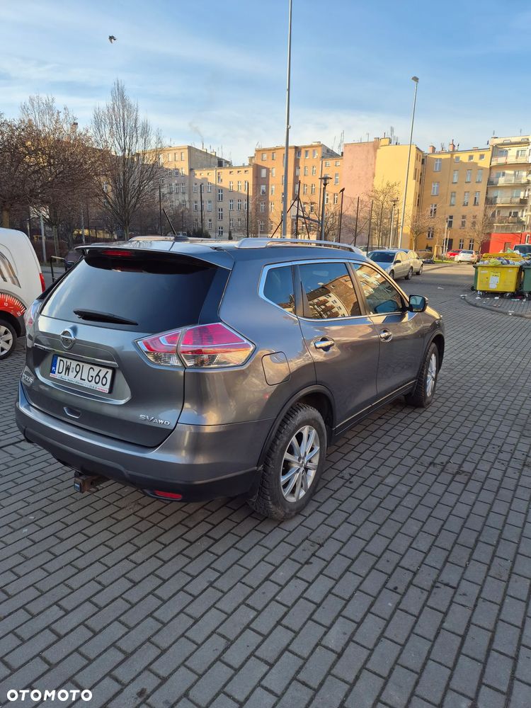 Nissan Rogue - 1