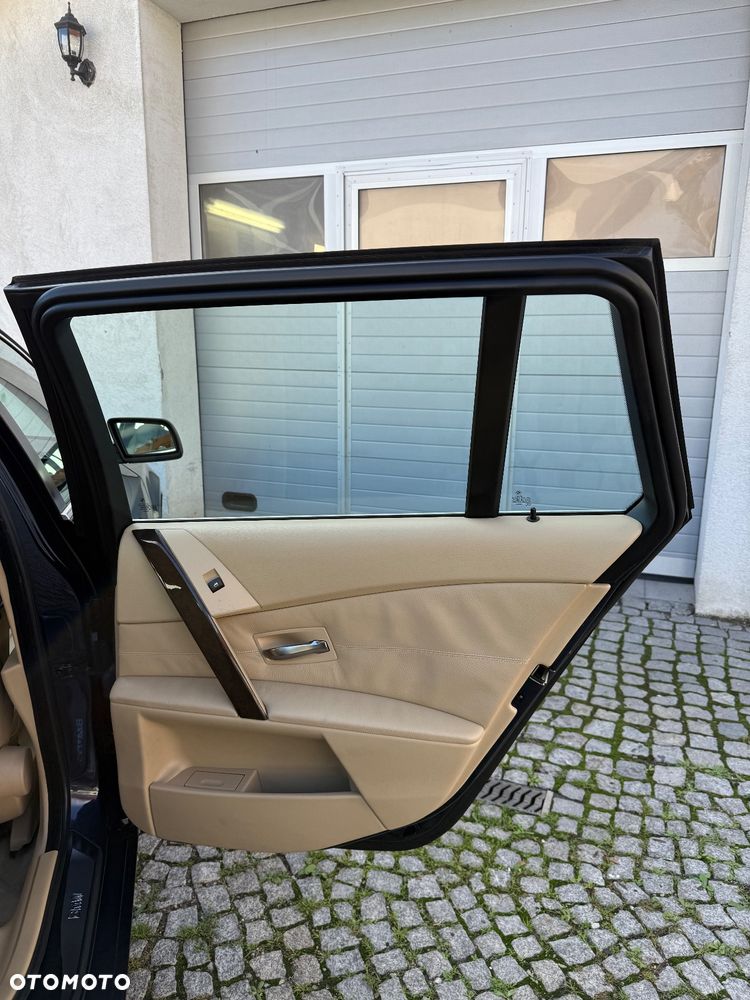 BMW Seria 5 - 21