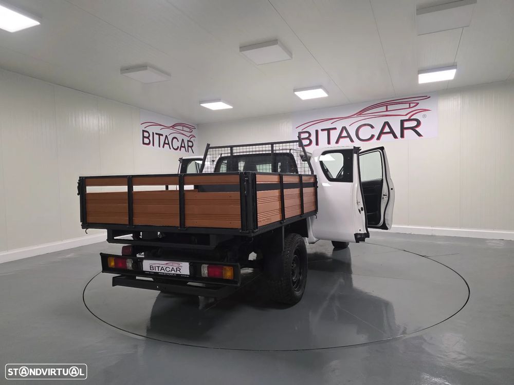 Toyota HILUX  2.4 D-4D 2WD CD - 29