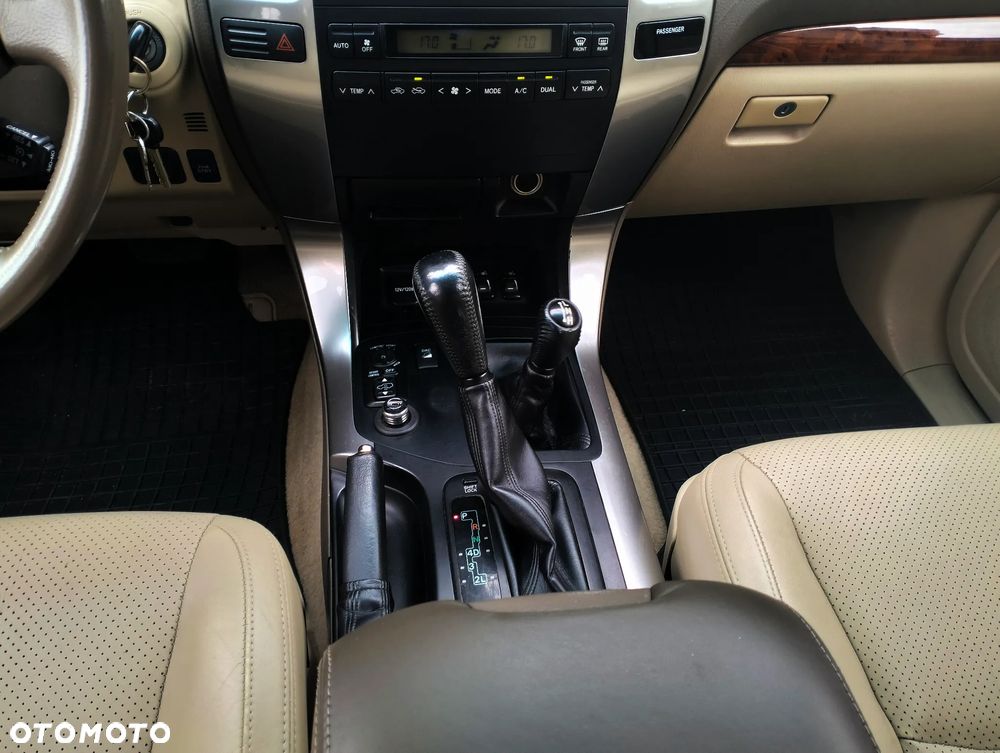 Toyota Land Cruiser 3.0 D Luna Comfort - 10