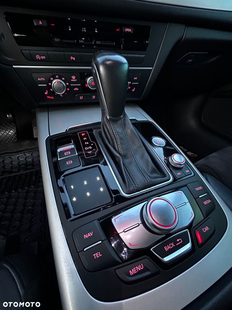 Audi A6 Avant 2.0 TDI Ultra S tronic - 11